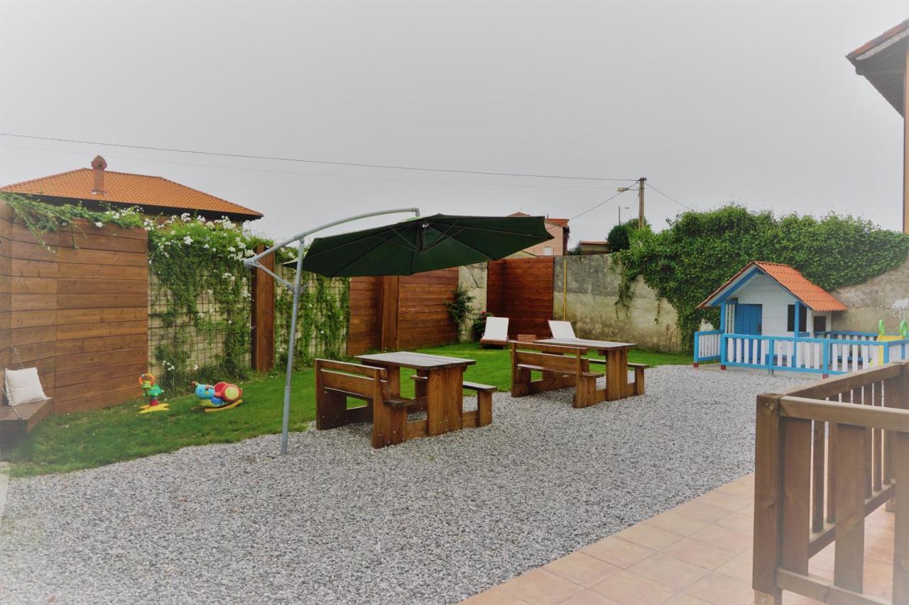 Apartamentos La Playina Llanes Exterior photo